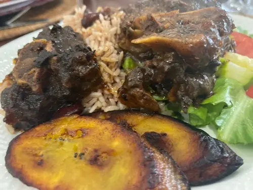 Orchids Kitchen Rice and Peas with Oxtail Orchids Kitchen Rice and Peas with Oxtail